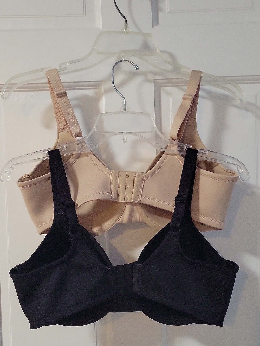 Set Of 2 Vanity Fair Beauty Back Full Coverage Bras 36D - Picture 2 of 12